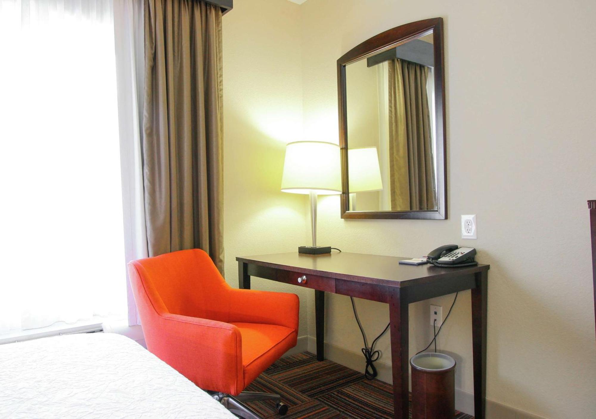 Hampton Inn & Suites Flowery Branch Exteriör bild